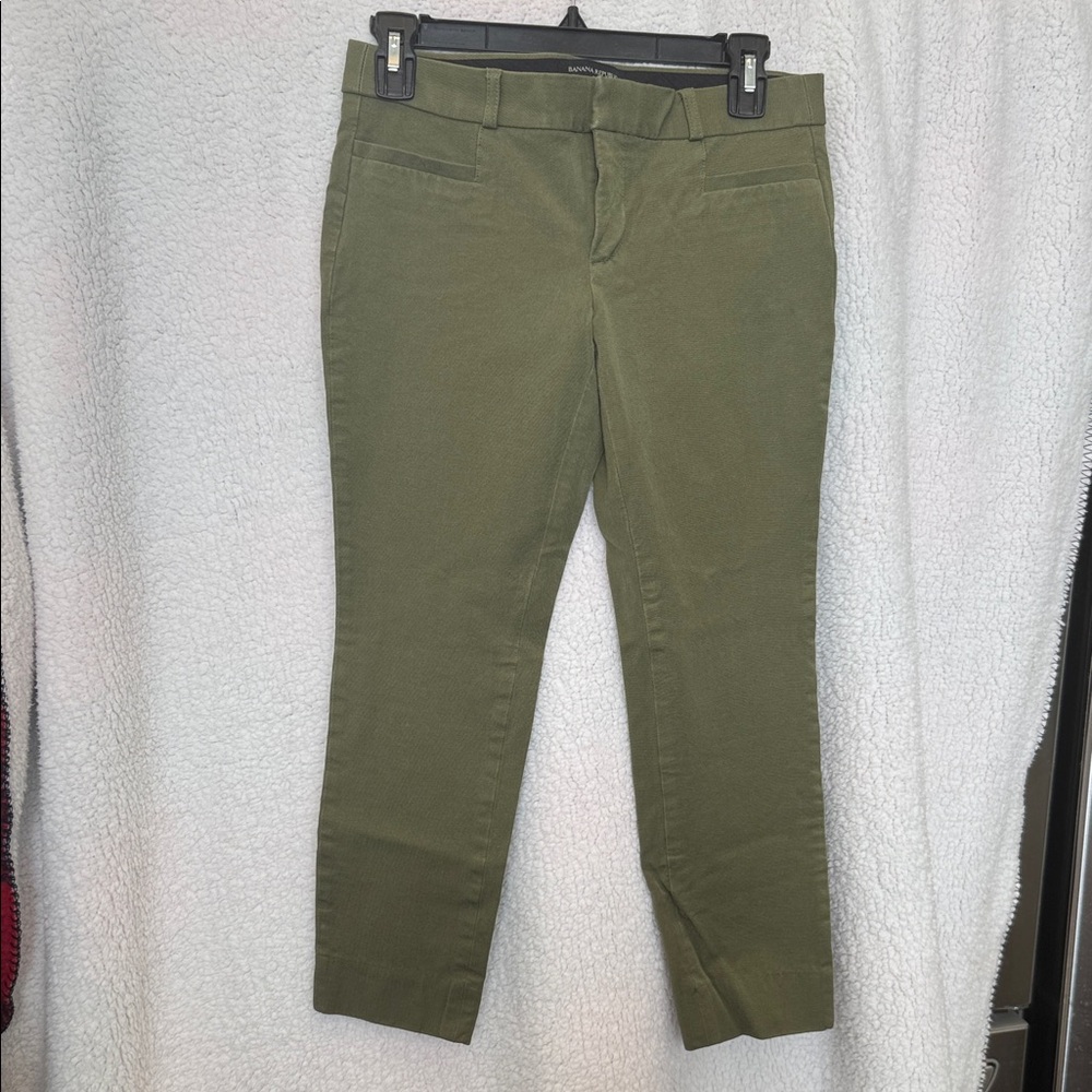 “SIZE 2” (INSEAM 22”) PETITE Banana Republic Sloan Petite Pants